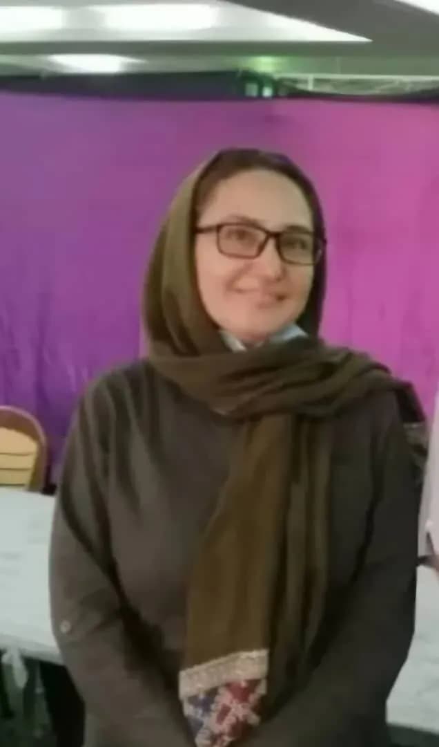 پروانه مدیری
