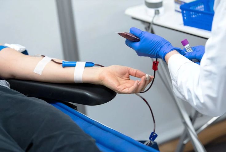 فصد خون در منزل و بیمارستان دروس تهران | شبانه روزی و اعزام فوری زیر ۴۵ دقیقه